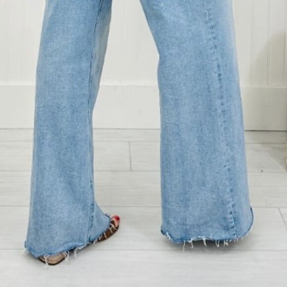 Power Moves Tummy Control SLIM Wide Leg Jeans - Judy Blue Sizing - Picture 5 of 12